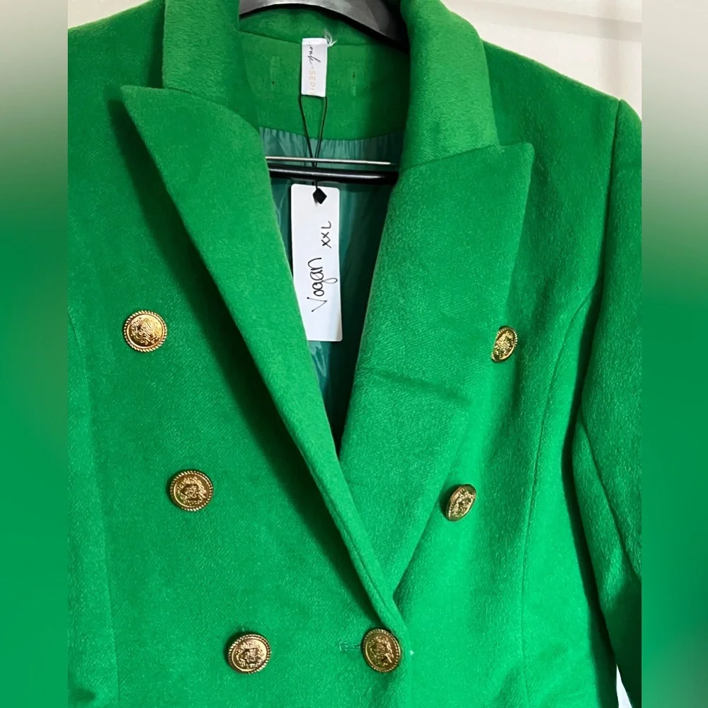 Winter is Upon us! Make me and Offer! Green with Envy - Perfect for the Holidays - Picture 5 of 7